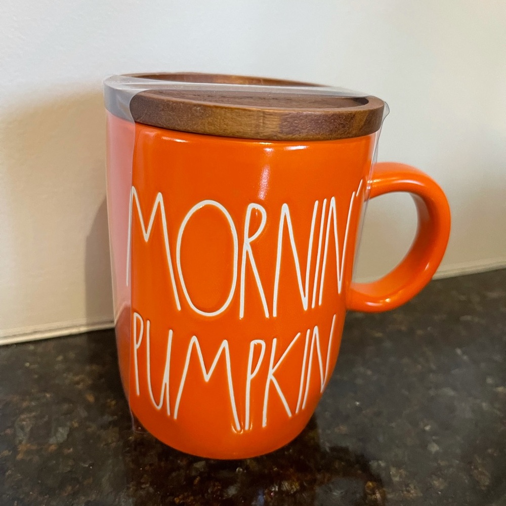 Rae Dunn - MORNING PUMPKIN - mug with wood topper